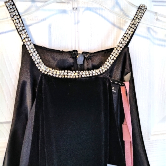 Beautiful Alex Marie Midnight Fantasy Dress - Picture 2 of 8